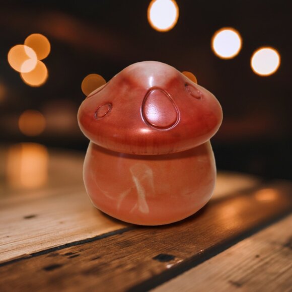 Resin Mushroom Figurine Trinket Box ,Mixed Color Unique - Picture 1 of 5